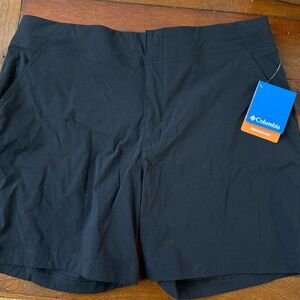 Columbia Women's Omni Shield Court Shorts Size 12. NWT